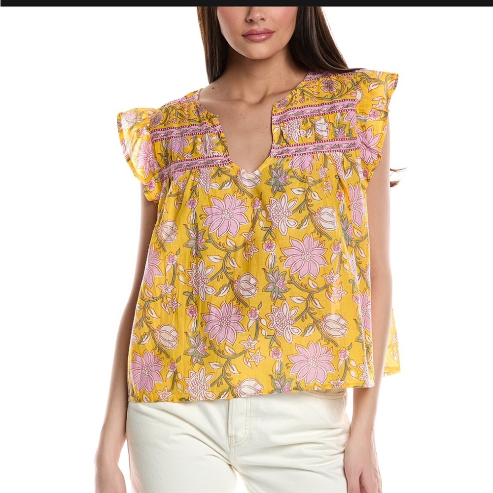 NWT Velvet by Graham & Spencer Kenzie New With Tags Small Floral Top